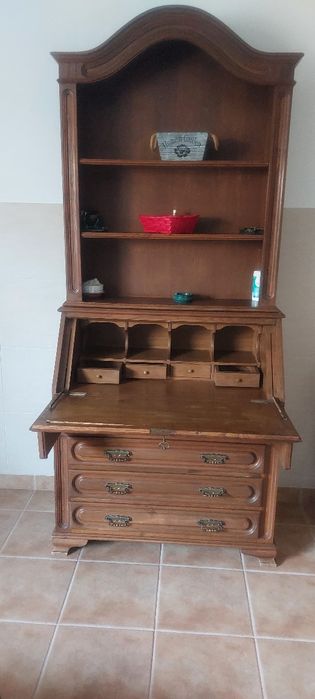 Escrivaninha em carvalho