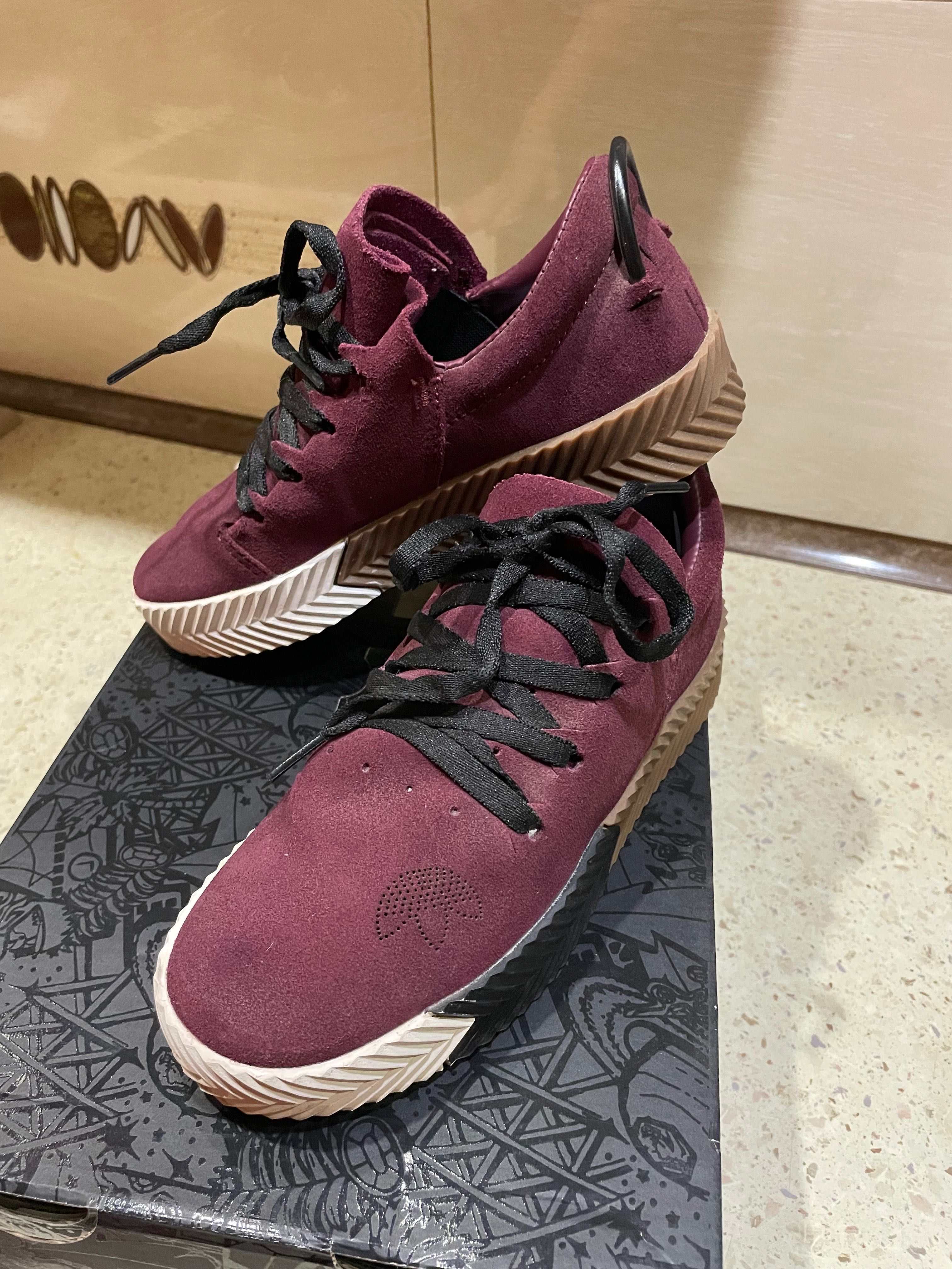 Мокасины кроссовки Adidas, цвет бургундия 37р