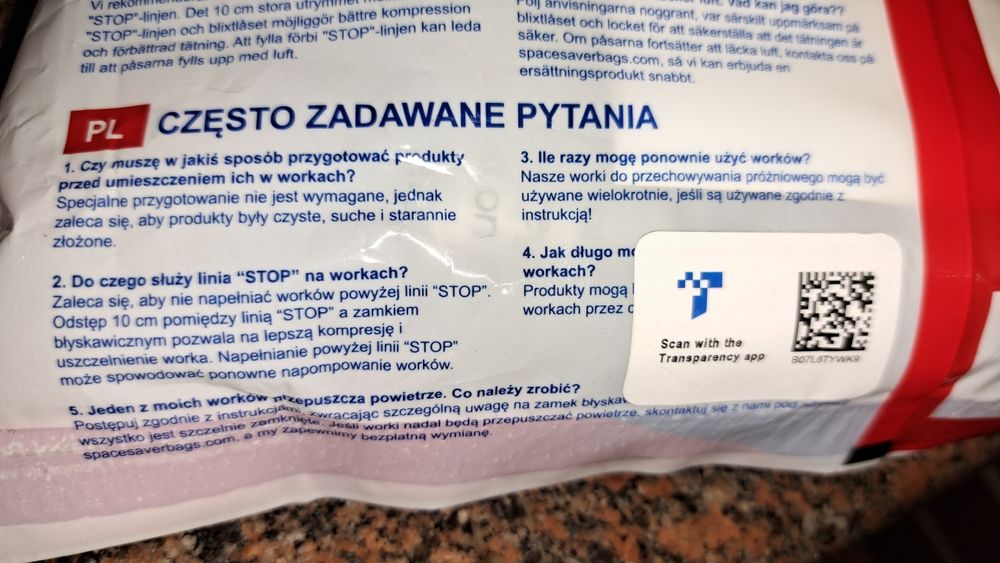 Próżniowe worki na ubrania.