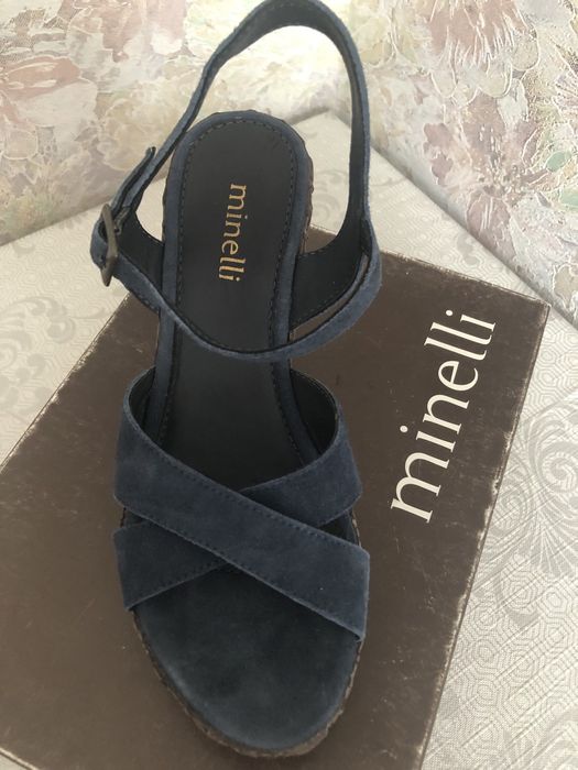 Босоножки Minelli
