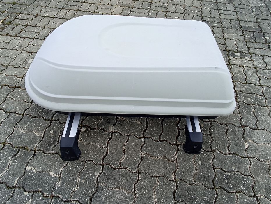 Mala de tejadilho e as barras para Mercedes C220