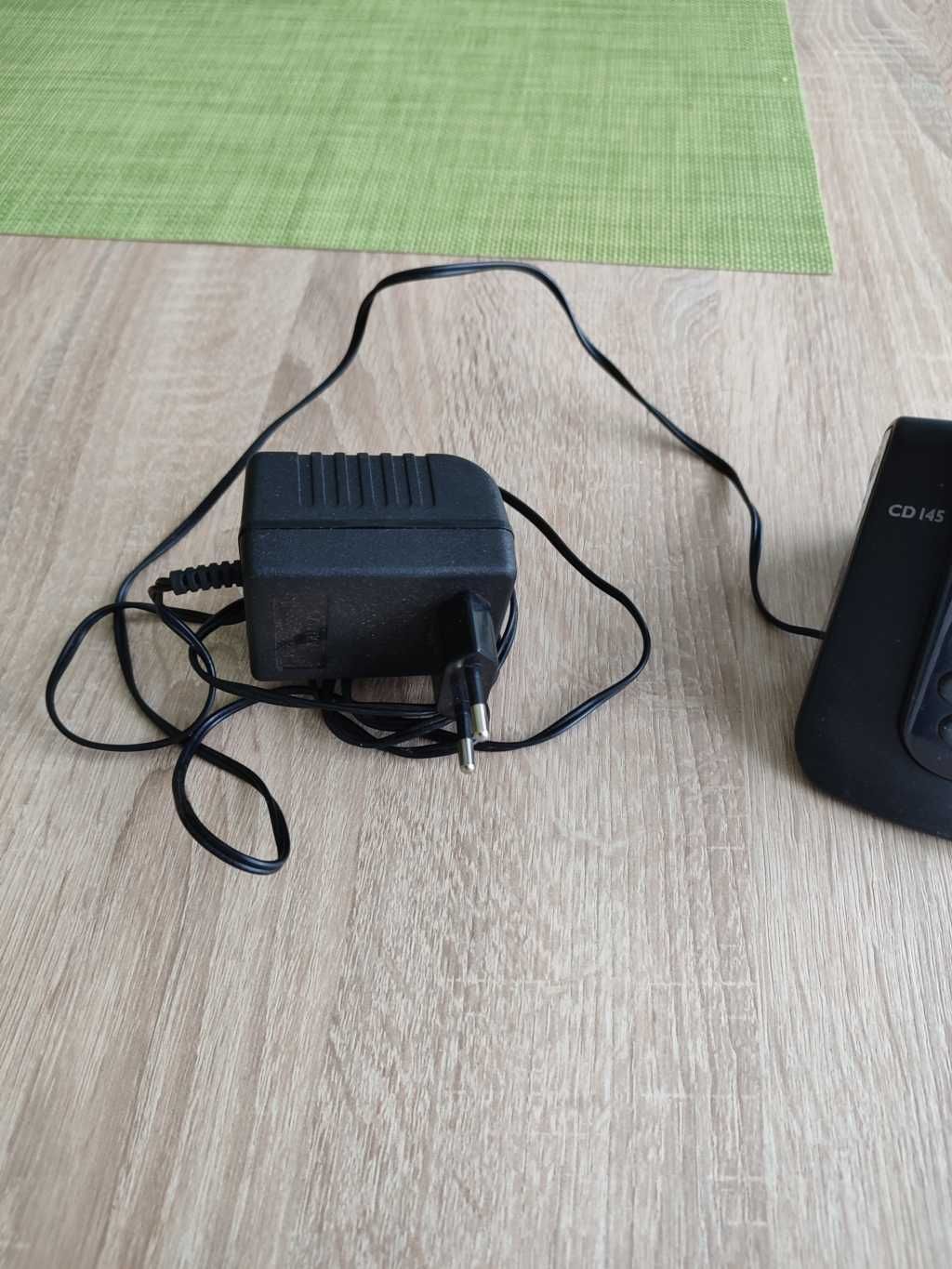 Telefon stacjonarny bezprzewodowy Philips CD145