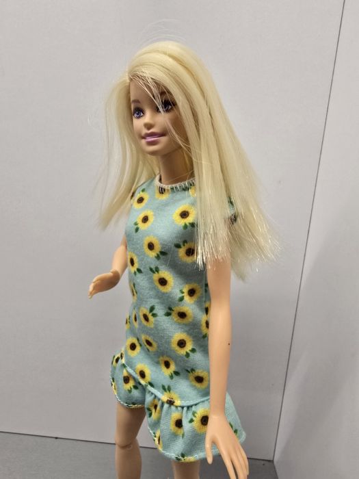 Zabawka  lalka Barbie