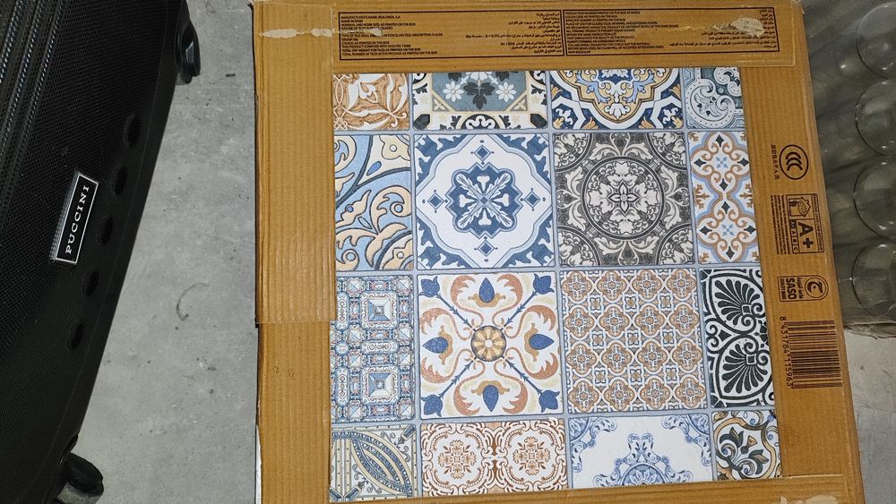 Gres szkliwiony hiszpański Provenza Deco 2 pełne paczki