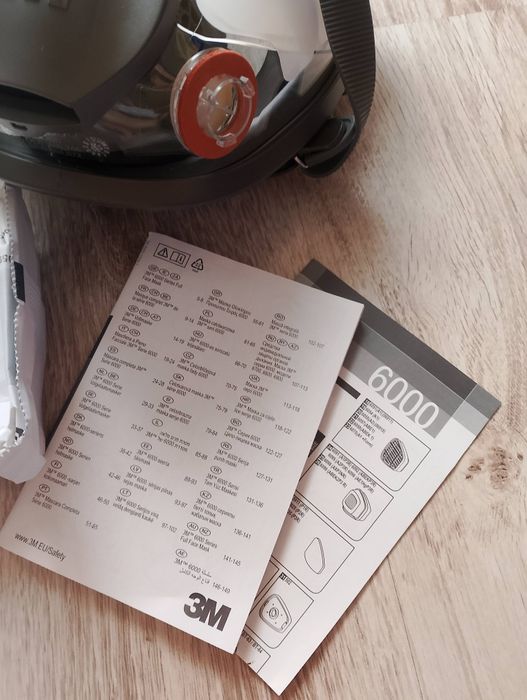 Maska pełnotwarzowa lakiernicza/ przeciwpyłowa 3M 6000 rozm M