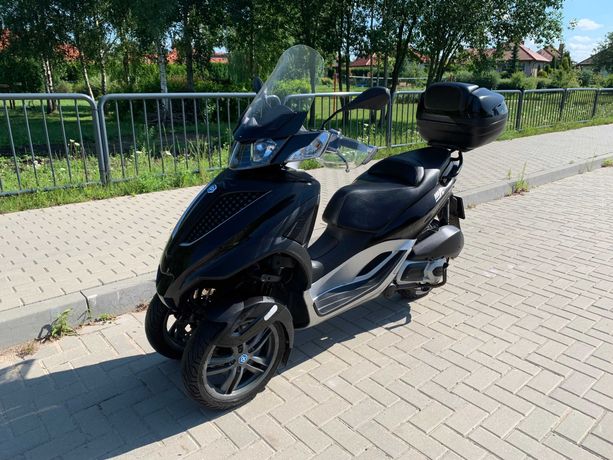 skuter Piaggio MP3 300 ie przebieg TYLKO 9tys.km. z 2012 roku LEDy