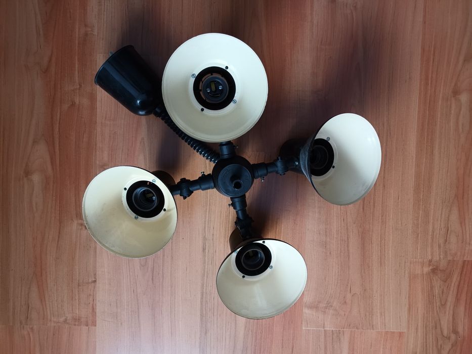 Lampa wisząca. Czarna. 4 x E27