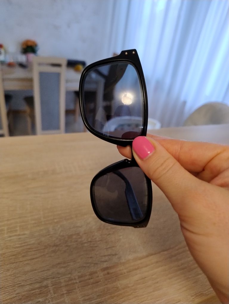 Okulary przeciwsłoneczne holbrook