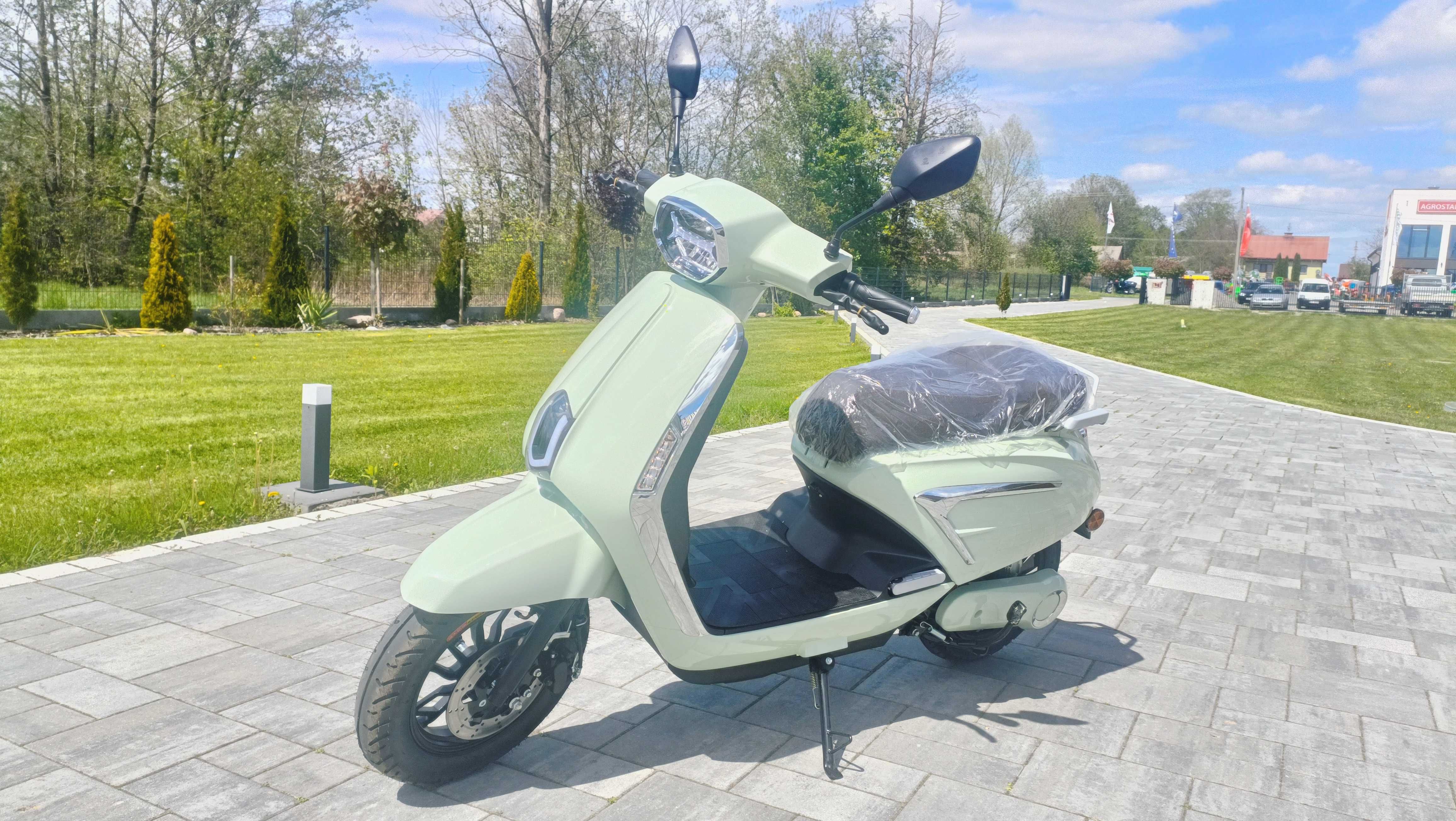 Skuter elektryczny ZF/HS-101 (Vespa), 72V51Ah nowy 75km/h PROMOCJA