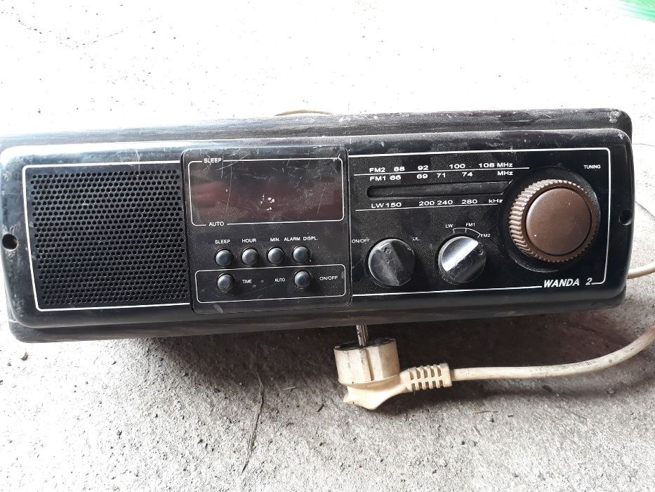stary radiobudzik
