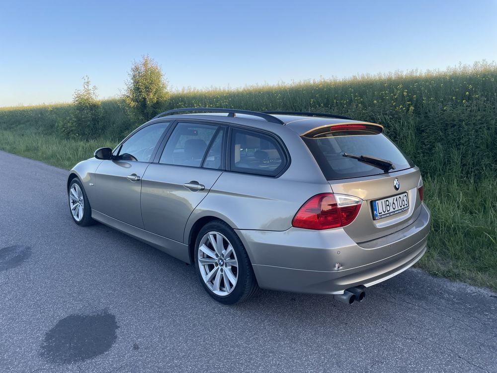 BMW e91 2007r 3.0 218KM xdrive xenon  bezwypadkowa mpakiet zamiana