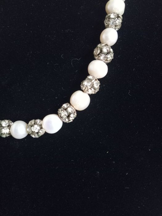 Комплект из жемчуга