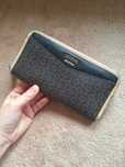 Portfel marki Guess