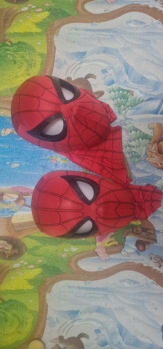 Маска Spiderman новая. Осталась 1 шт.