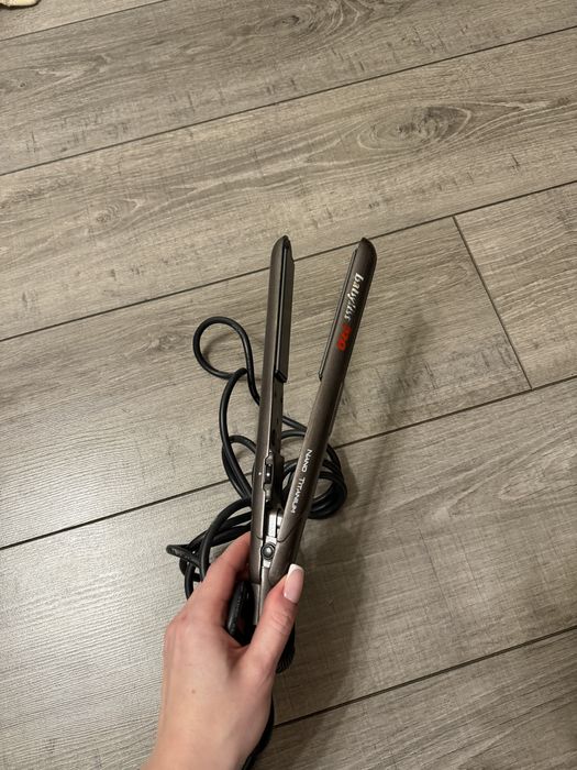 Утюжок для выпрямления волос