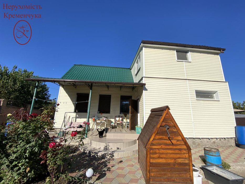 Продаж / Будинок / передмістя/ Сертифікат