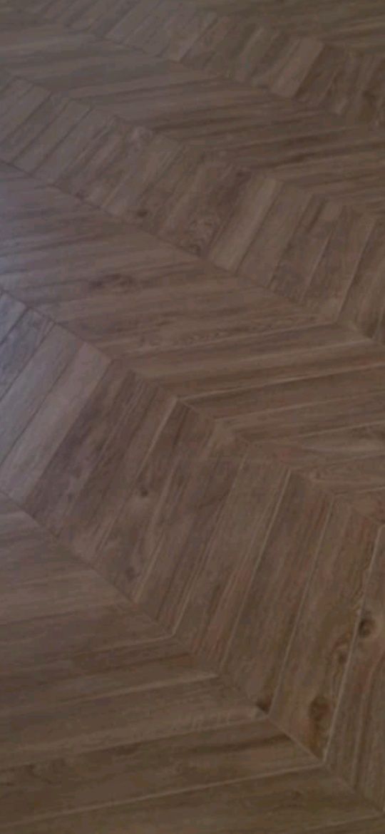 Chevron holz brun