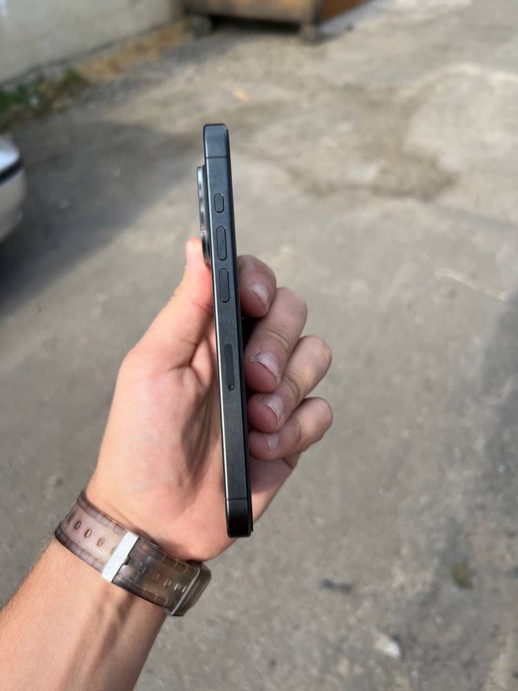 Iphone 15 pro 128gb