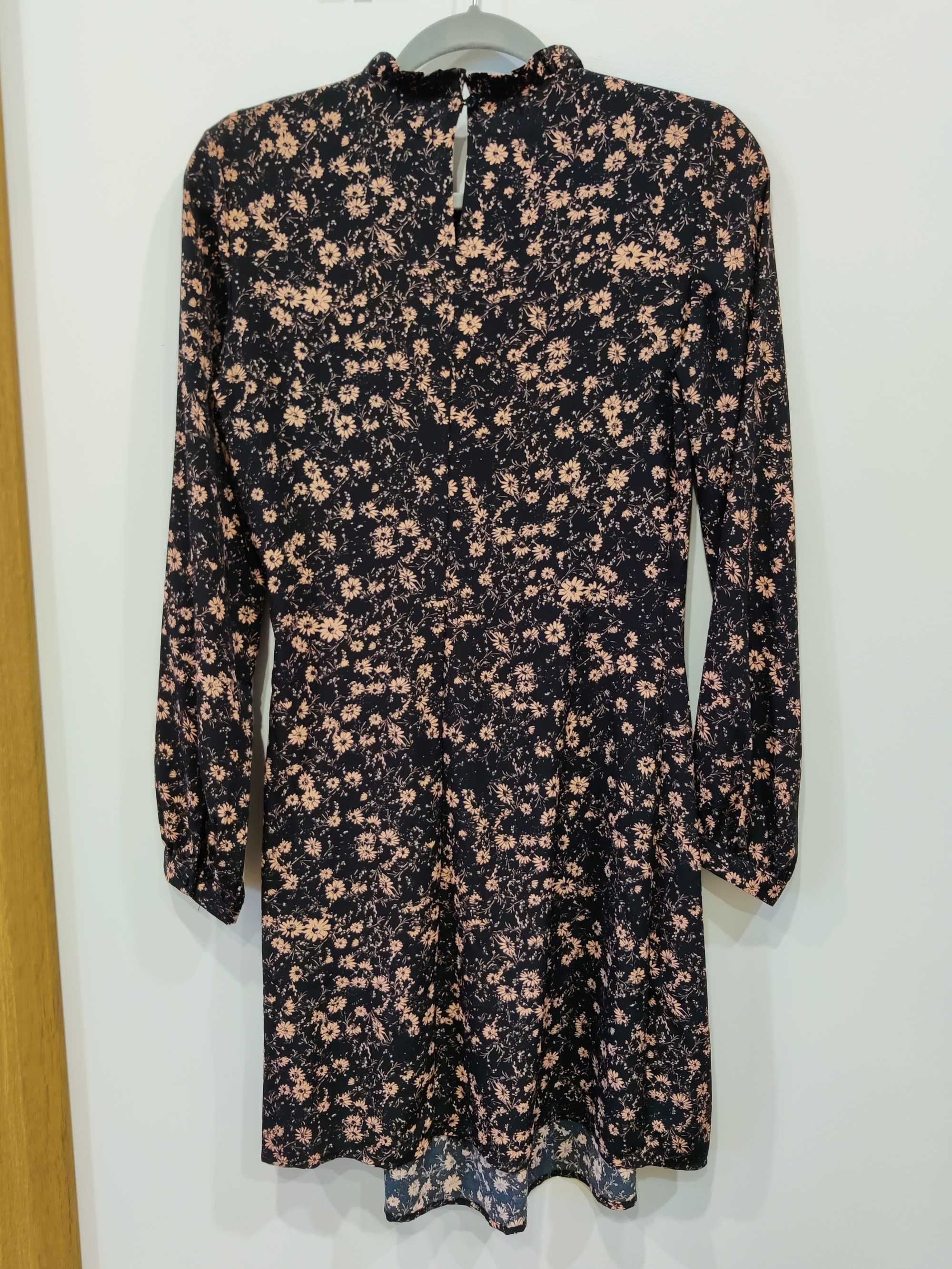 Reserved sukienka czarna w kwiaty, 34/XS