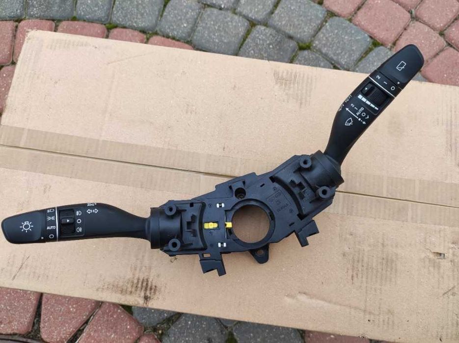 przełącznik zespolony Hyundai Kona 2017-