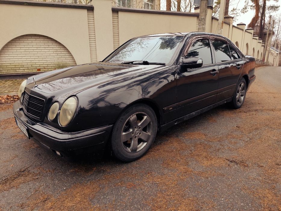 MERCEDES-BENZ W210 1999 2.4 газ/бензин