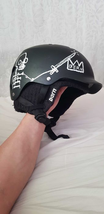 Kask Bern roz. L z ocieplaczem i nausznikami