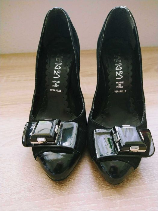 Czółenka damskie na obcasie