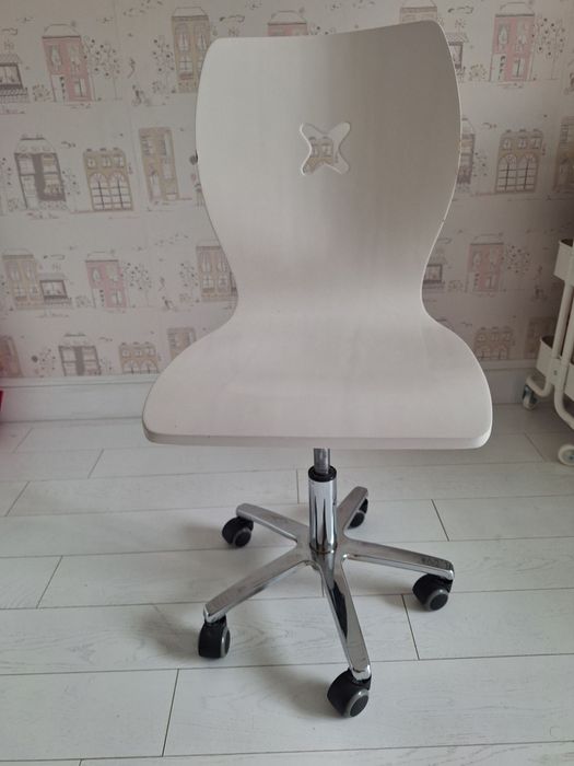 Krzesło regulowane do biurka