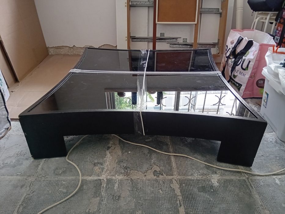 Mesinha de sala marca DIVANI