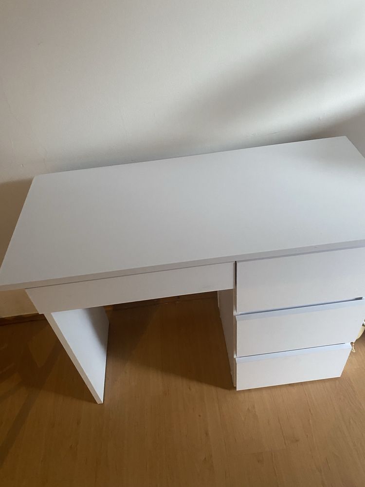 Biurko Ikea białe 4 szuflady