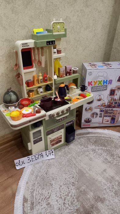 Кухня дитячі 93см.з яйцеваркою нові 74придмета,,лимо тойс,, муз,світ,
