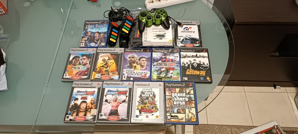 11 jogos PS2 com comando