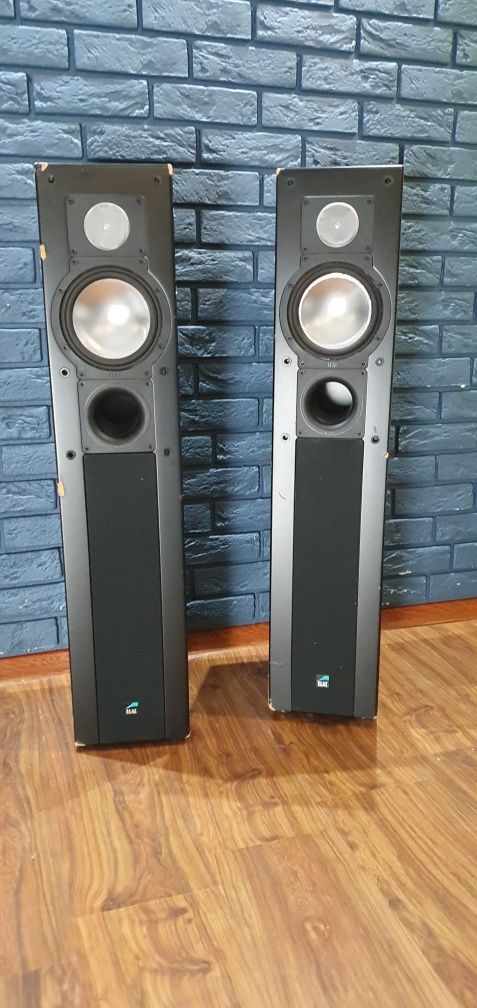 Kolumny podłogowe Elac cl112