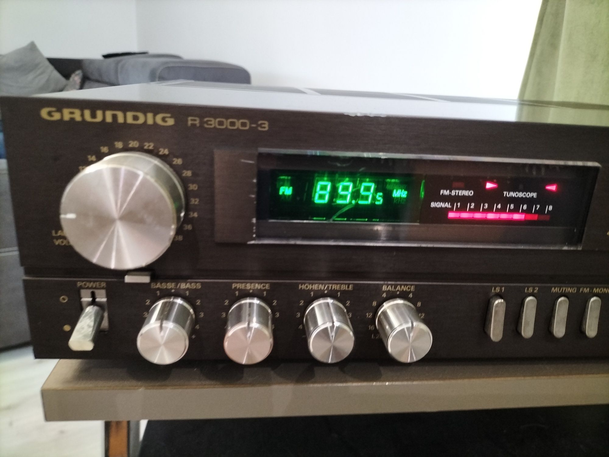 Amplituner Grundig R 3000-3