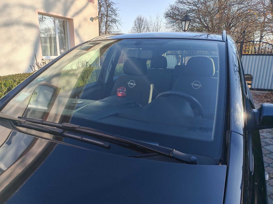 Opel Zafira B FL