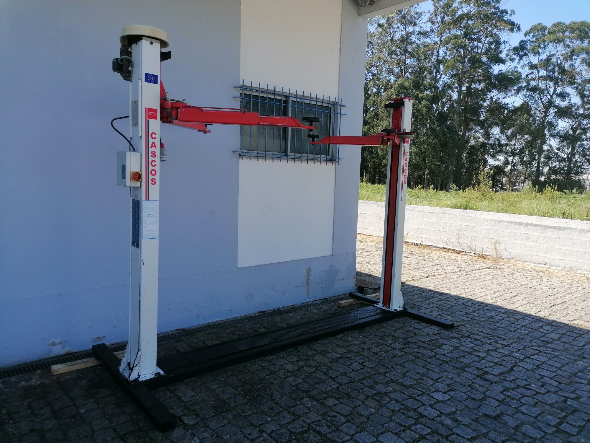 Elevador Auto Cascos