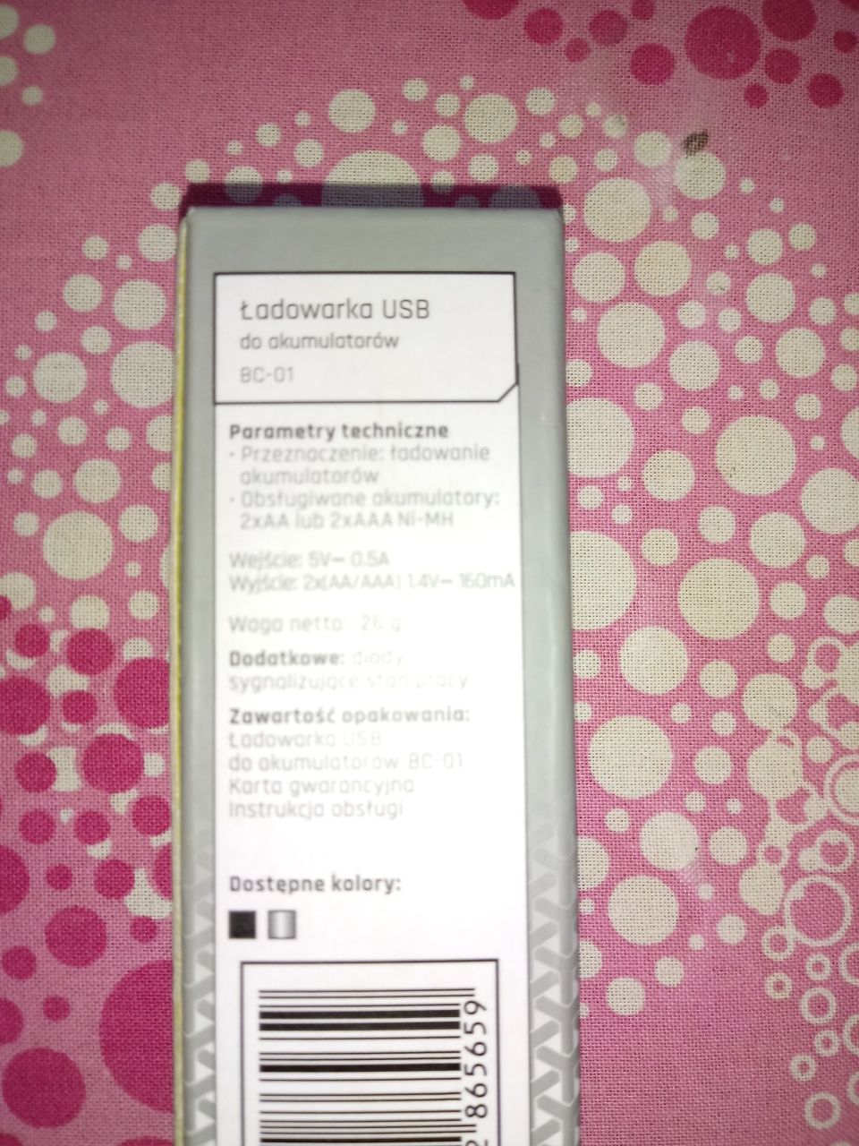 Ładowarka USB do akumulatorów.