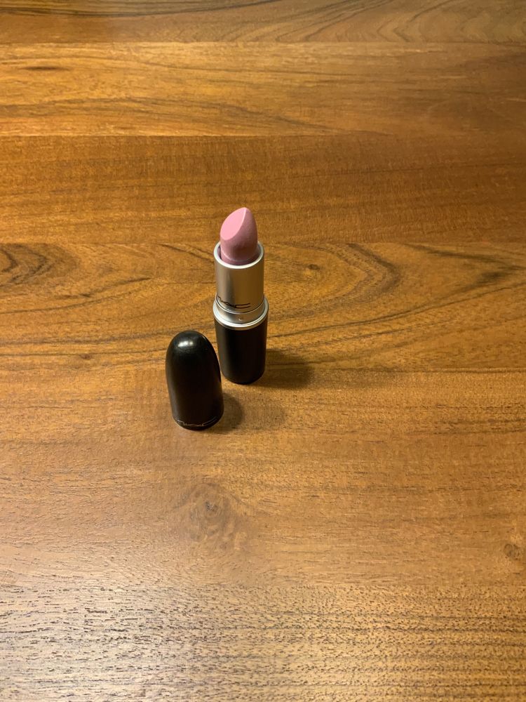 Batom da Mac - originais e novos - Gel/Rubywoo/ Saint German