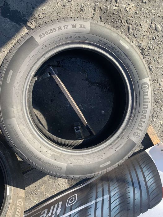 Шини 235/55 R17 Continental пара літо 2023 рік 7 мм