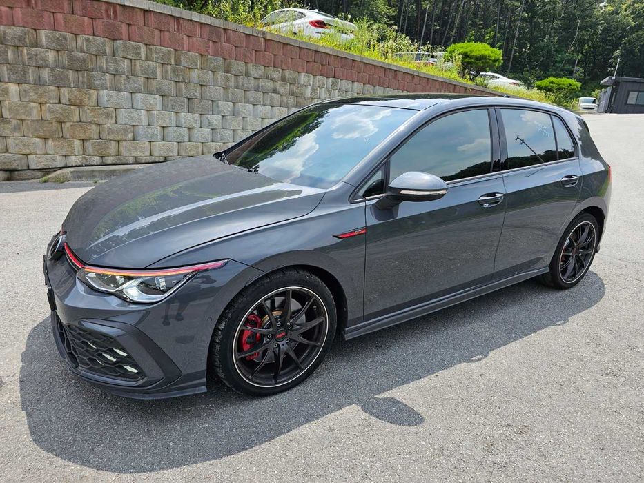 2024 Volkswagen Golf 8th Gen 2.0 GTI нова машина