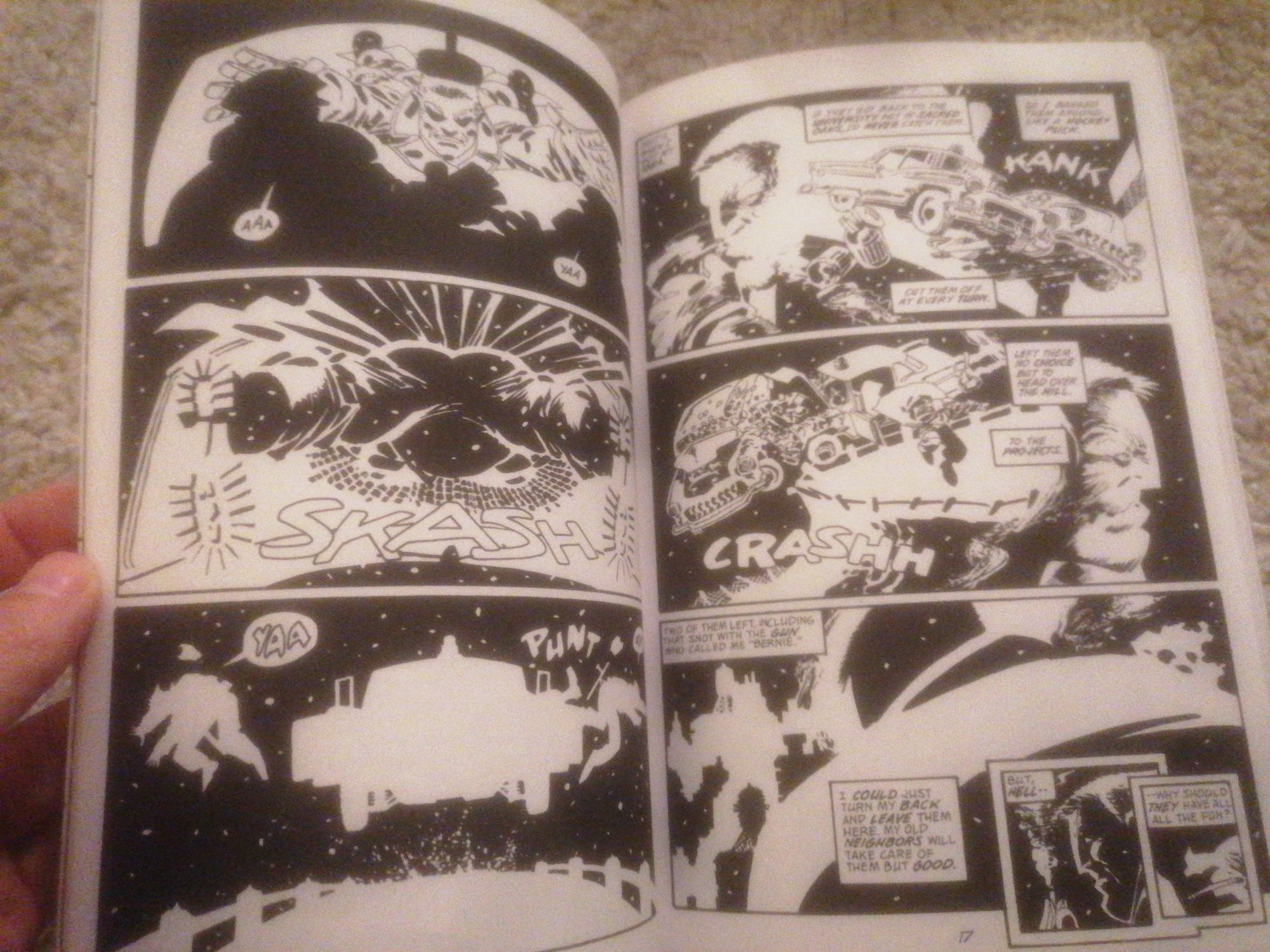 Sin City - Frank Miller's - Booze, Broads & Bullets