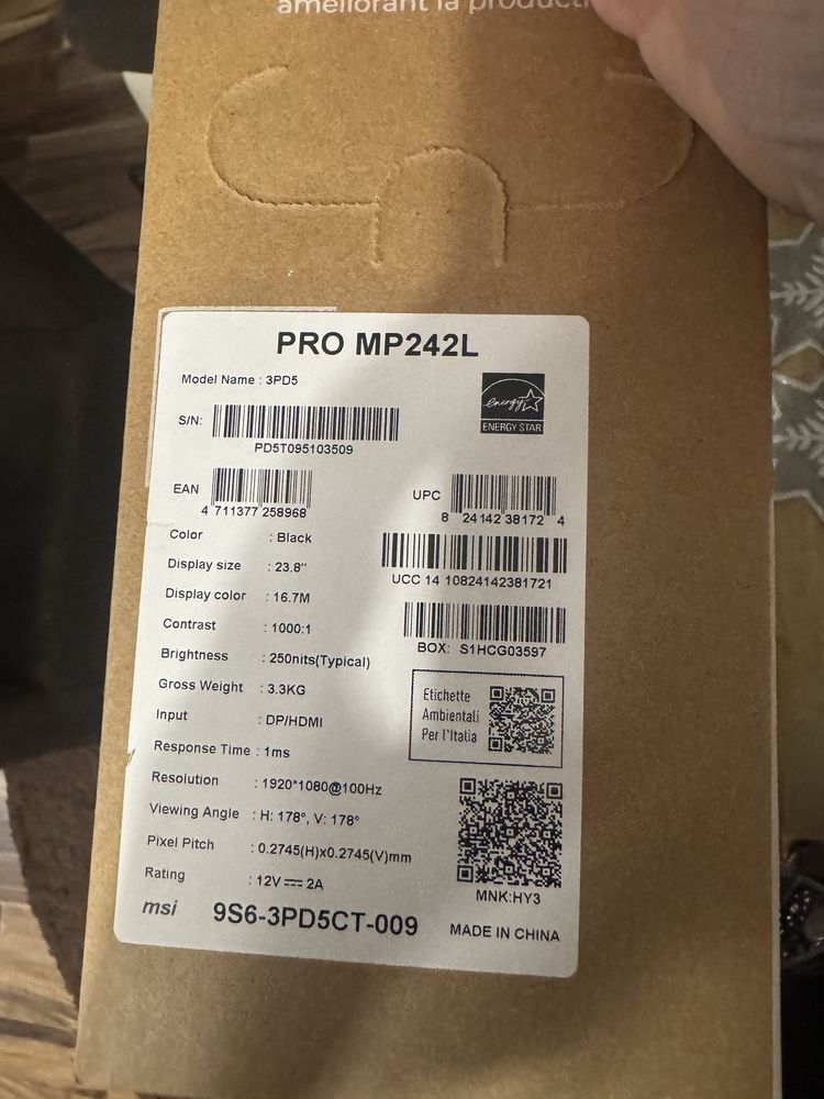 Monitor komputerowy 24 cale