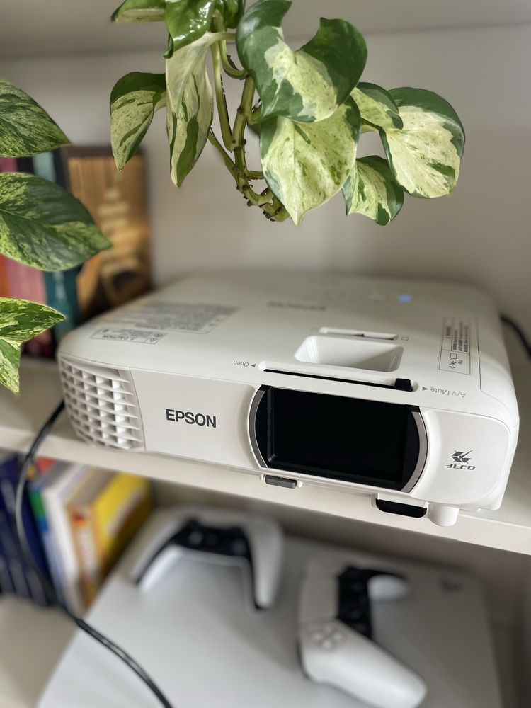 Rzutnik projektor EPSON EH-TW750 home projector
