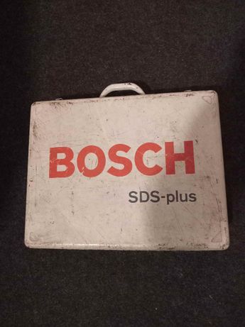 skrzynka wiertarka firmy Bosch, GBH 4 DSC wyposażenie zobacz