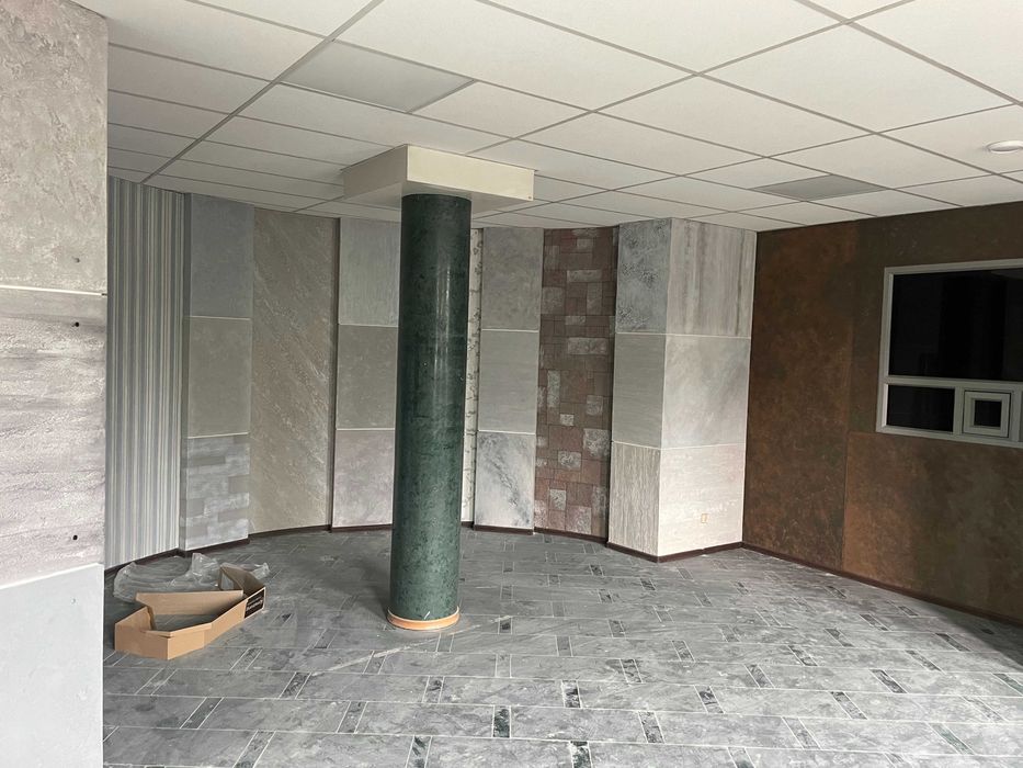 Аренда фасадного помещения 350 м2, ул. Вадима Гетьмана 27, рядом метро