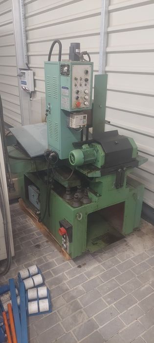 Elektrodrążarka drutowa DK7740B