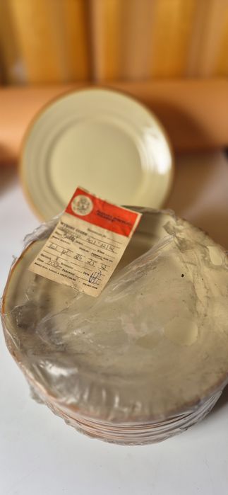 Tułowice nowy komplet obiadowy talerze Betty dla 12 osób z metką