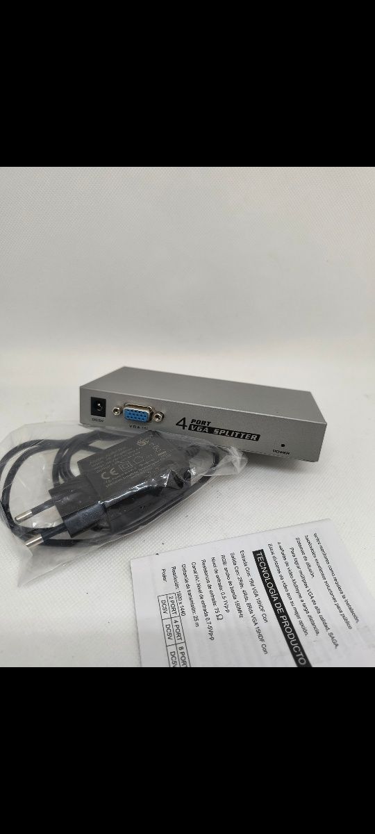 Splitter Vga  Box z zasilaczem 4 porty