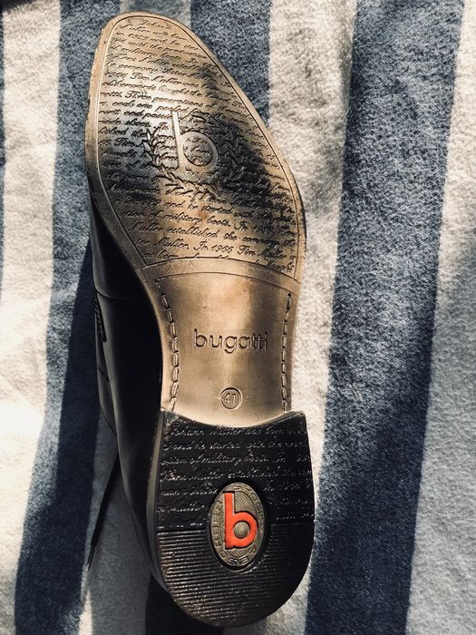 Продам туфли Bugatti 42
