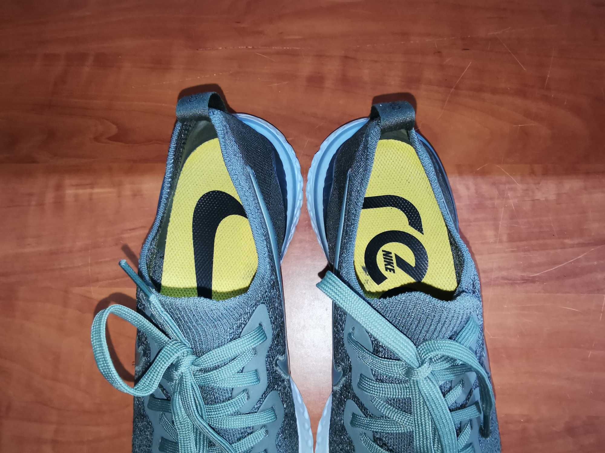 Nike Epic React Flyknit 2  r. 42